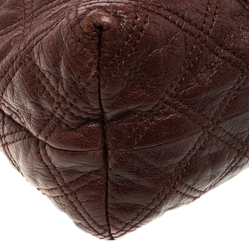 Marc Jacobs Burgundy Quilted Leather The XL Shoulder Bag For Women 11 Marc Jacobs Burgundy Quilted Leather The XL Shoulder Bag For Women - Image 11