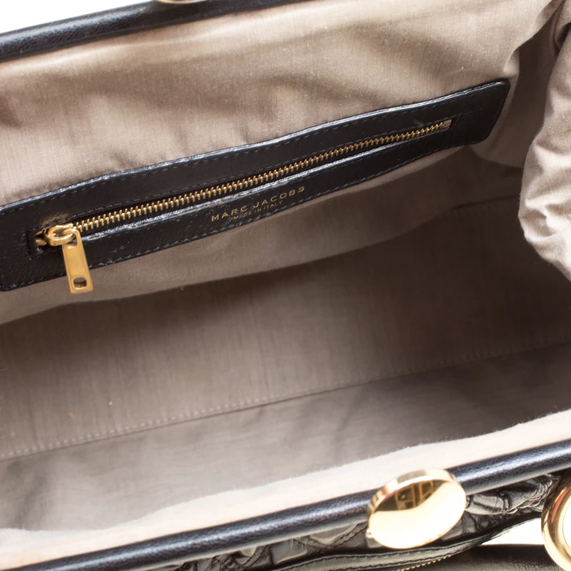 Marc Jacobs Black Quilted Leather Stam Top Handle Bag For Women 7 Marc Jacobs Black Quilted Leather Stam Top Handle Bag For Women - Image 7