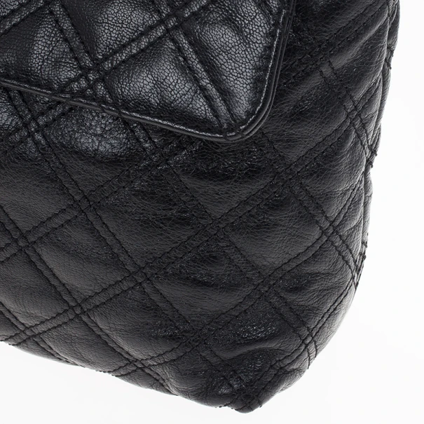 Marc Jacobs The XL Quilting Shoulder Bag For Women 10 Marc Jacobs The XL Quilting Shoulder Bag For Women - Image 10