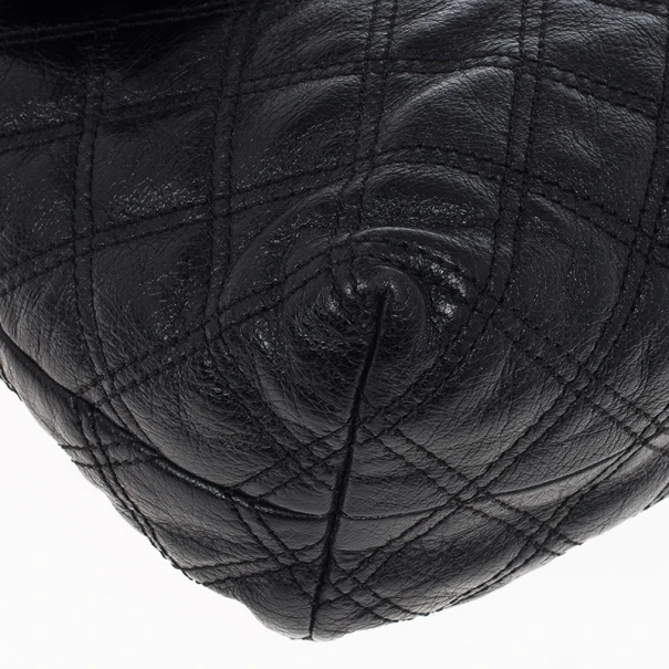 Marc Jacobs The XL Quilting Shoulder Bag For Women 11 Marc Jacobs The XL Quilting Shoulder Bag For Women - Image 11