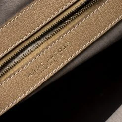 Marc Jacobs Light Brown Quilted Leather Stam Shoulder Bag For Women 18 Marc Jacobs Light Brown Quilted Leather Stam Shoulder Bag For Women -Marc Jacobs shop luxury women marc jacobs used handbags p184248 002