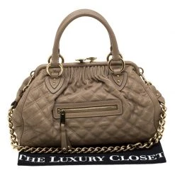 Marc Jacobs Light Brown Quilted Leather Stam Shoulder Bag For Women 19 Marc Jacobs Light Brown Quilted Leather Stam Shoulder Bag For Women -Marc Jacobs shop luxury women marc jacobs used handbags p184248 004