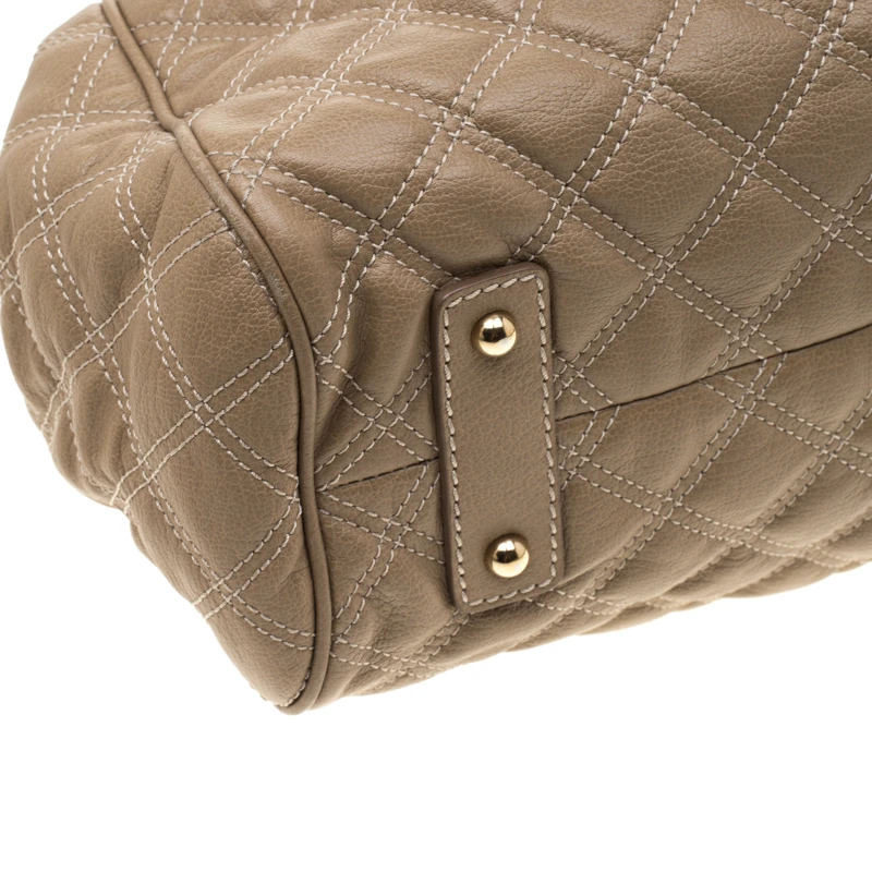 Marc Jacobs Light Brown Quilted Leather Stam Shoulder Bag For Women 10 Marc Jacobs Light Brown Quilted Leather Stam Shoulder Bag For Women - Image 10