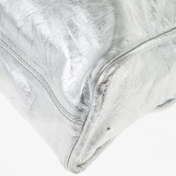 Marc Jacobs Eve Metallic Leather Shopper For Women 26 Marc Jacobs Eve Metallic Leather Shopper For Women -Marc Jacobs shop luxury women marc jacobs used handbags p19444 013