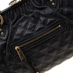 Marc Jacobs Black Quilted Leather Stam Shoulder Bag For Women 15 Marc Jacobs Black Quilted Leather Stam Shoulder Bag For Women -Marc Jacobs shop luxury women marc jacobs used handbags p206085 008