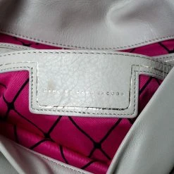 Marc By Marc Jacobs Light Grey/Brown Leather Magazine Fold Over Clutch For Women 20 Marc By Marc Jacobs Light Grey/Brown Leather Magazine Fold Over Clutch For Women -Marc Jacobs shop luxury women marc jacobs used handbags p227259 003