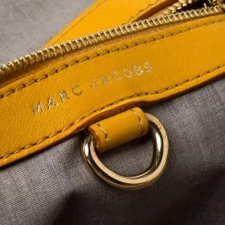 Marc Jacobs Yellow Quilted Leather Stam Shoulder Bag For Women 21 Marc Jacobs Yellow Quilted Leather Stam Shoulder Bag For Women -Marc Jacobs shop luxury women marc jacobs used handbags p233283 003