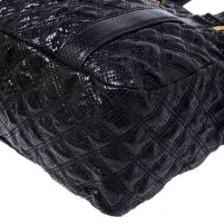 Marc Jacobs Black Quilted Snakeskin Embossed Coated Canvas Tote For Women 21 Marc Jacobs Black Quilted Snakeskin Embossed Coated Canvas Tote For Women -Marc Jacobs shop luxury women marc jacobs used handbags p243209 007
