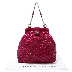 Marc Jacobs Red Sequins Embellished Canvas And Suede Frog Frame Shoulder Bag For Women 20 Marc Jacobs Red Sequins Embellished Canvas And Suede Frog Frame Shoulder Bag For Women -Marc Jacobs shop luxury women marc jacobs used handbags p247337 003