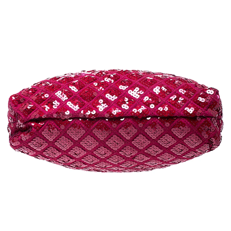 Marc Jacobs Red Sequins Embellished Canvas And Suede Frog Frame Shoulder Bag For Women 6 Marc Jacobs Red Sequins Embellished Canvas And Suede Frog Frame Shoulder Bag For Women - Image 6