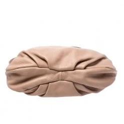 Marc Jacobs Beige Leather Classic Q Natasha Crossbody Bag For Women -Marc Jacobs shop luxury women marc jacobs used handbags p258609 003