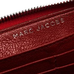 Marc Jacobs Red Studded Leather Zip Around Continental Wallet For Women 16 Marc Jacobs Red Studded Leather Zip Around Continental Wallet For Women -Marc Jacobs shop luxury women marc jacobs used handbags p258763 001