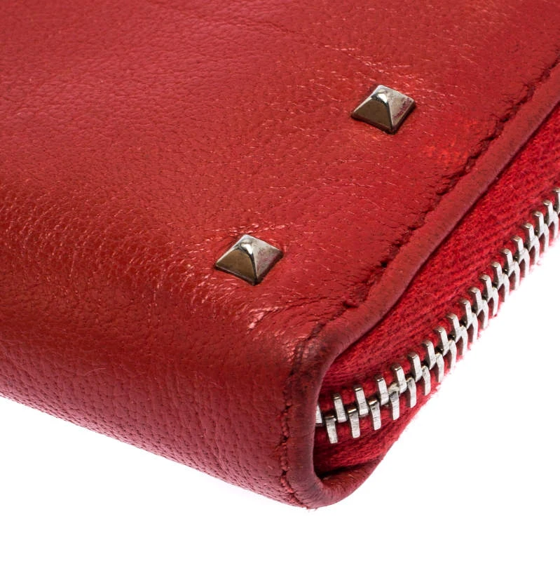 Marc Jacobs Red Studded Leather Zip Around Continental Wallet For Women 9 Marc Jacobs Red Studded Leather Zip Around Continental Wallet For Women - Image 9