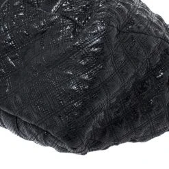 Marc Jacobs Black Quilted Snakeskin Embossed Leather Tote For Women -Marc Jacobs shop luxury women marc jacobs used handbags p259066 003