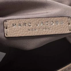 Marc Jacobs Beige Leather Crossbody Bag For Women 18 Marc Jacobs Beige Leather Crossbody Bag For Women -Marc Jacobs shop luxury women marc jacobs used handbags p269305 004