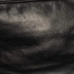 Marc Jacobs Black Leather Turnlock Crossbody Bag For Women 17 Marc Jacobs Black Leather Turnlock Crossbody Bag For Women -Marc Jacobs shop luxury women marc jacobs used handbags p323661 010