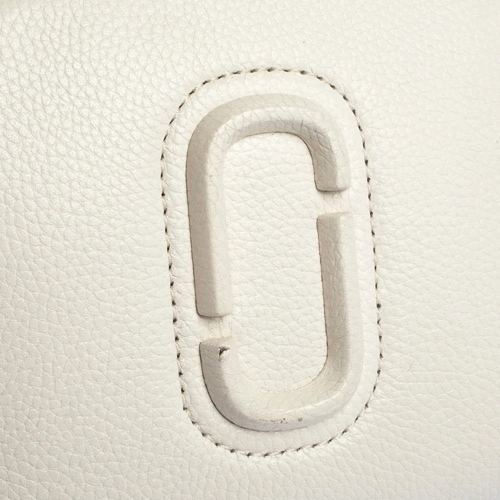 Marc Jacobs White Leather Small Shutter Camera Shoulder Bag For Women 5 Marc Jacobs White Leather Small Shutter Camera Shoulder Bag For Women - Image 5