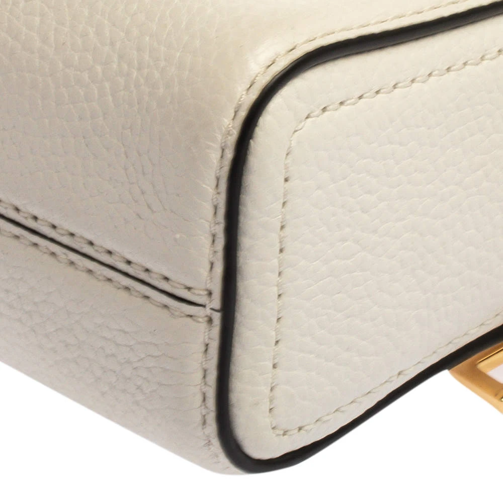 Marc Jacobs White Leather Small Shutter Camera Shoulder Bag For Women 15 Marc Jacobs White Leather Small Shutter Camera Shoulder Bag For Women - Image 15