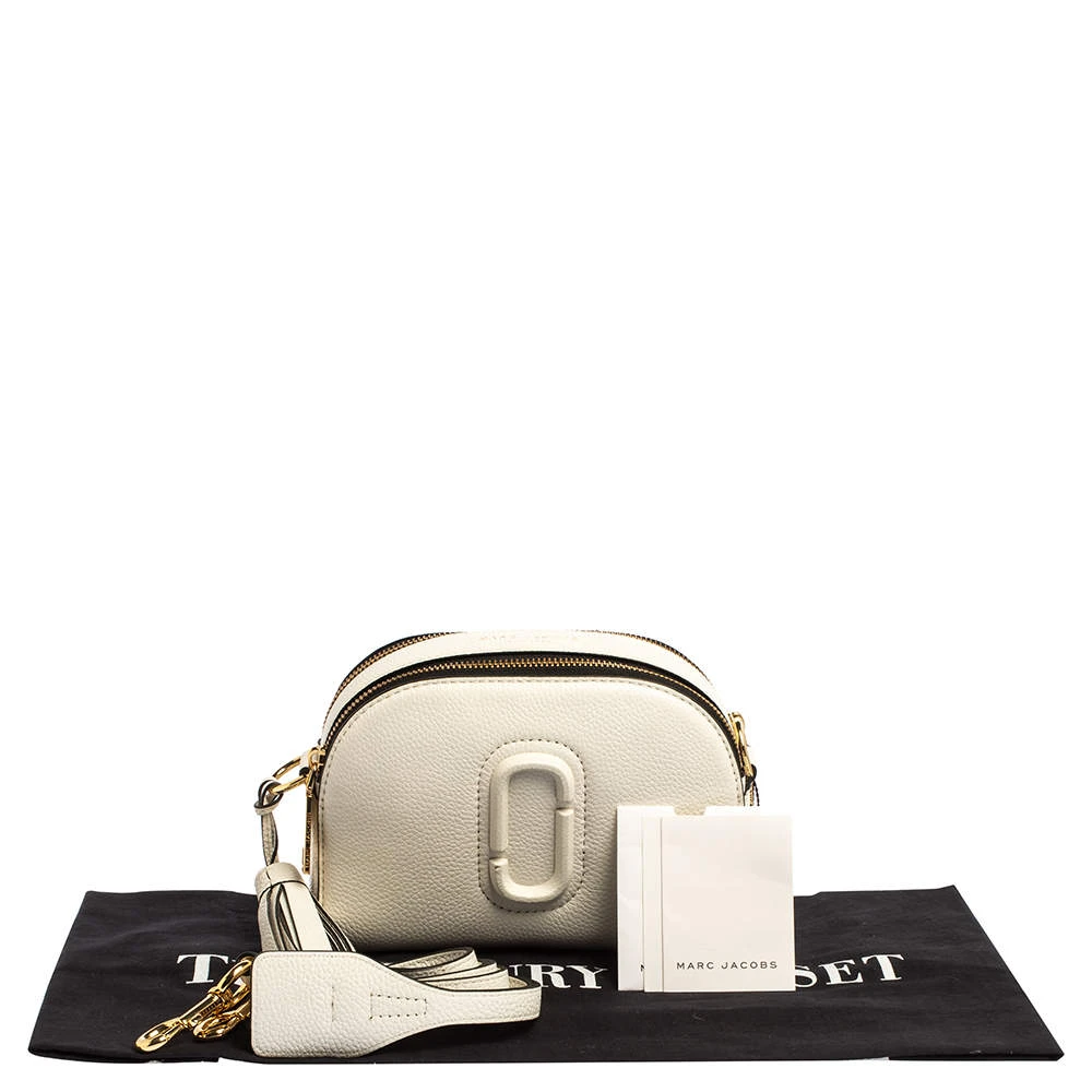 Marc Jacobs White Leather Small Shutter Camera Shoulder Bag For Women 13 Marc Jacobs White Leather Small Shutter Camera Shoulder Bag For Women - Image 13