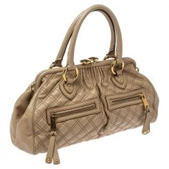 Marc Jacobs Beige Quilted Leather East West Stam Satchel For Women -Marc Jacobs shop luxury women marc jacobs used handbags p355917 012