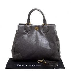 Marc By Marc Jacobs Grey Ostrich Embossed Leather Ozzie Square Lucy Tote For Women 23 Marc By Marc Jacobs Grey Ostrich Embossed Leather Ozzie Square Lucy Tote For Women -Marc Jacobs shop luxury women marc jacobs used handbags p365885 006