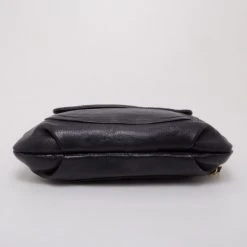 Marc Jacobs Black And Navy Leather Chain Handle Tote For Women 15 Marc Jacobs Black And Navy Leather Chain Handle Tote For Women -Marc Jacobs shop luxury women marc jacobs used handbags p37575 005