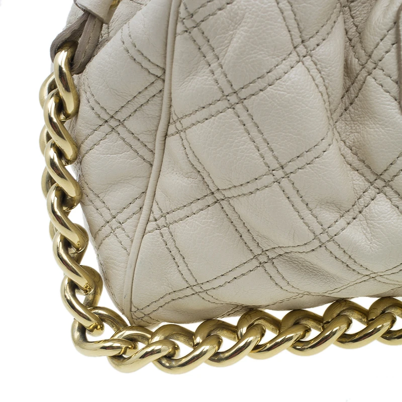 Marc Jacobs Beige Quilted Leather Stam Shoulder Bag For Women 10 Marc Jacobs Beige Quilted Leather Stam Shoulder Bag For Women - Image 10