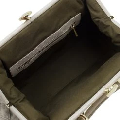 Marc Jacobs Beige Quilted Leather Stam Shoulder Bag For Women 27 Marc Jacobs Beige Quilted Leather Stam Shoulder Bag For Women -Marc Jacobs shop luxury women marc jacobs used handbags p39715 0013