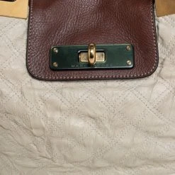 Marc Jacobs Cream/Brown Quilted Shimmer Leather Turnlock Flap Shoulder Bag For Women 15 Marc Jacobs Cream/Brown Quilted Shimmer Leather Turnlock Flap Shoulder Bag For Women -Marc Jacobs shop luxury women marc jacobs used handbags p415407 007