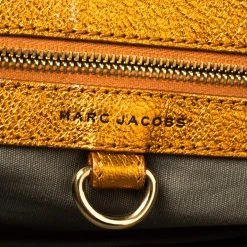 Marc Jacobs Metallic Orange Quilted Leather Bruna Belted Tote For Women 18 Marc Jacobs Metallic Orange Quilted Leather Bruna Belted Tote For Women -Marc Jacobs shop luxury women marc jacobs used handbags p415535 011