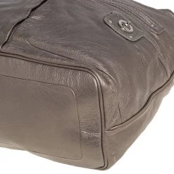 Marc Jacobs Metallic Soft Leather Double Pocket Shoulder Bag For Women 21 Marc Jacobs Metallic Soft Leather Double Pocket Shoulder Bag For Women -Marc Jacobs shop luxury women marc jacobs used handbags p417254 001