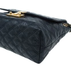 Marc Jacobs Black Quilted Leather XL Baroque Single Shoulder Bag For Women 27 Marc Jacobs Black Quilted Leather XL Baroque Single Shoulder Bag For Women -Marc Jacobs shop luxury women marc jacobs used handbags p43397 012