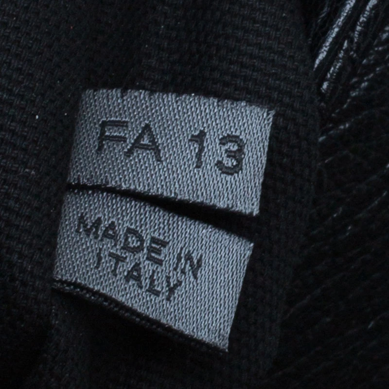 Marc Jacobs Black Quilted Leather XL Baroque Single Shoulder Bag For Women 15 Marc Jacobs Black Quilted Leather XL Baroque Single Shoulder Bag For Women - Image 15