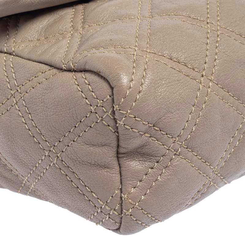 Marc Jacobs Taupe Quilted Leather Crossbody Bag For Women 10 Marc Jacobs Taupe Quilted Leather Crossbody Bag For Women - Image 10