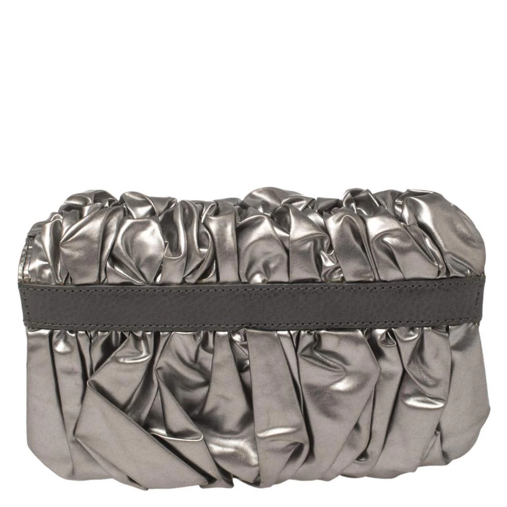 Marc Jacobs Mark Jacobs Metallic/Grey Gathered Coated Canvas And Leather Pushlock Clutch For Women 4 Marc Jacobs Mark Jacobs Metallic/Grey Gathered Coated Canvas And Leather Pushlock Clutch For Women - Image 4