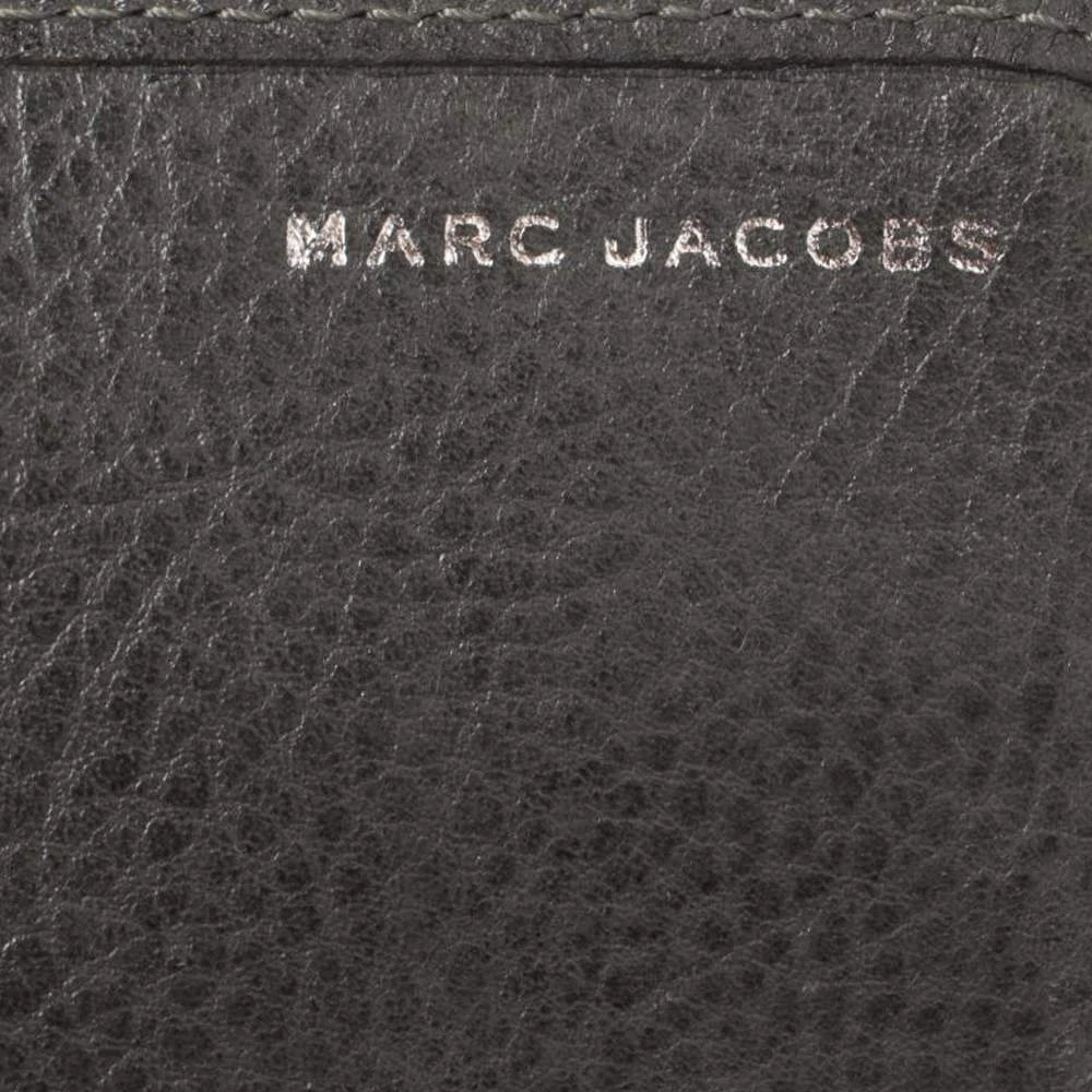 Marc Jacobs Mark Jacobs Metallic/Grey Gathered Coated Canvas And Leather Pushlock Clutch For Women 8 Marc Jacobs Mark Jacobs Metallic/Grey Gathered Coated Canvas And Leather Pushlock Clutch For Women - Image 8