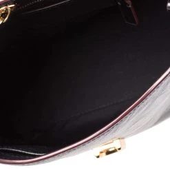 Marc Jacobs Black Patent Leather Chain Strap Backpack For Women 17 Marc Jacobs Black Patent Leather Chain Strap Backpack For Women -Marc Jacobs shop luxury women marc jacobs used handbags p480037 004