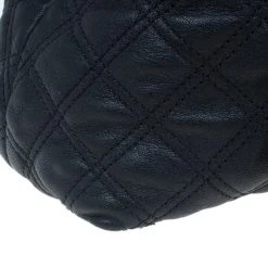 Marc Jacobs Black Quilted Leather Bruna Tote For Women -Marc Jacobs shop luxury women marc jacobs used handbags p4822 009