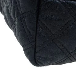 Marc Jacobs Black Quilted Leather Bruna Tote For Women -Marc Jacobs shop luxury women marc jacobs used handbags p4822 013