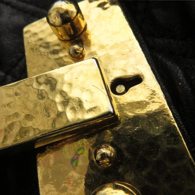 Marc Jacobs Black Quilted Leather Large Baroque Shoulder Bag For Women 5 Marc Jacobs Black Quilted Leather Large Baroque Shoulder Bag For Women - Image 5