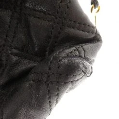 Marc Jacobs Black Quilted Leather Large Baroque Shoulder Bag For Women 22 Marc Jacobs Black Quilted Leather Large Baroque Shoulder Bag For Women -Marc Jacobs shop luxury women marc jacobs used handbags p55397 009