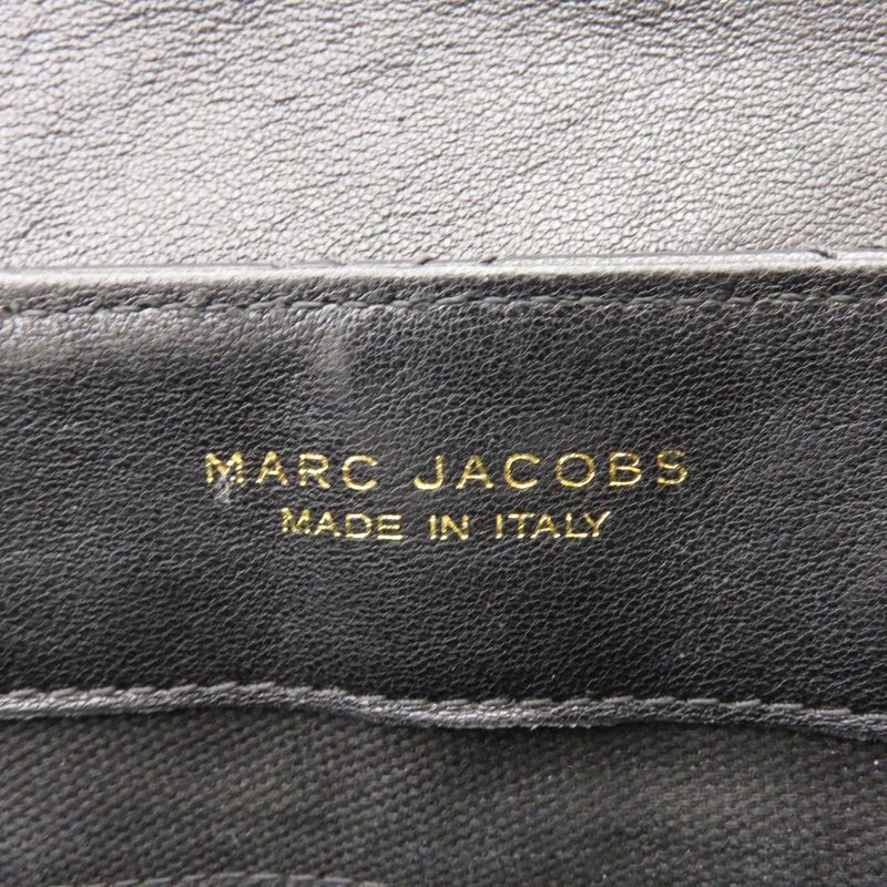 Marc Jacobs Black Quilted Leather Large Baroque Shoulder Bag For Women 14 Marc Jacobs Black Quilted Leather Large Baroque Shoulder Bag For Women - Image 14