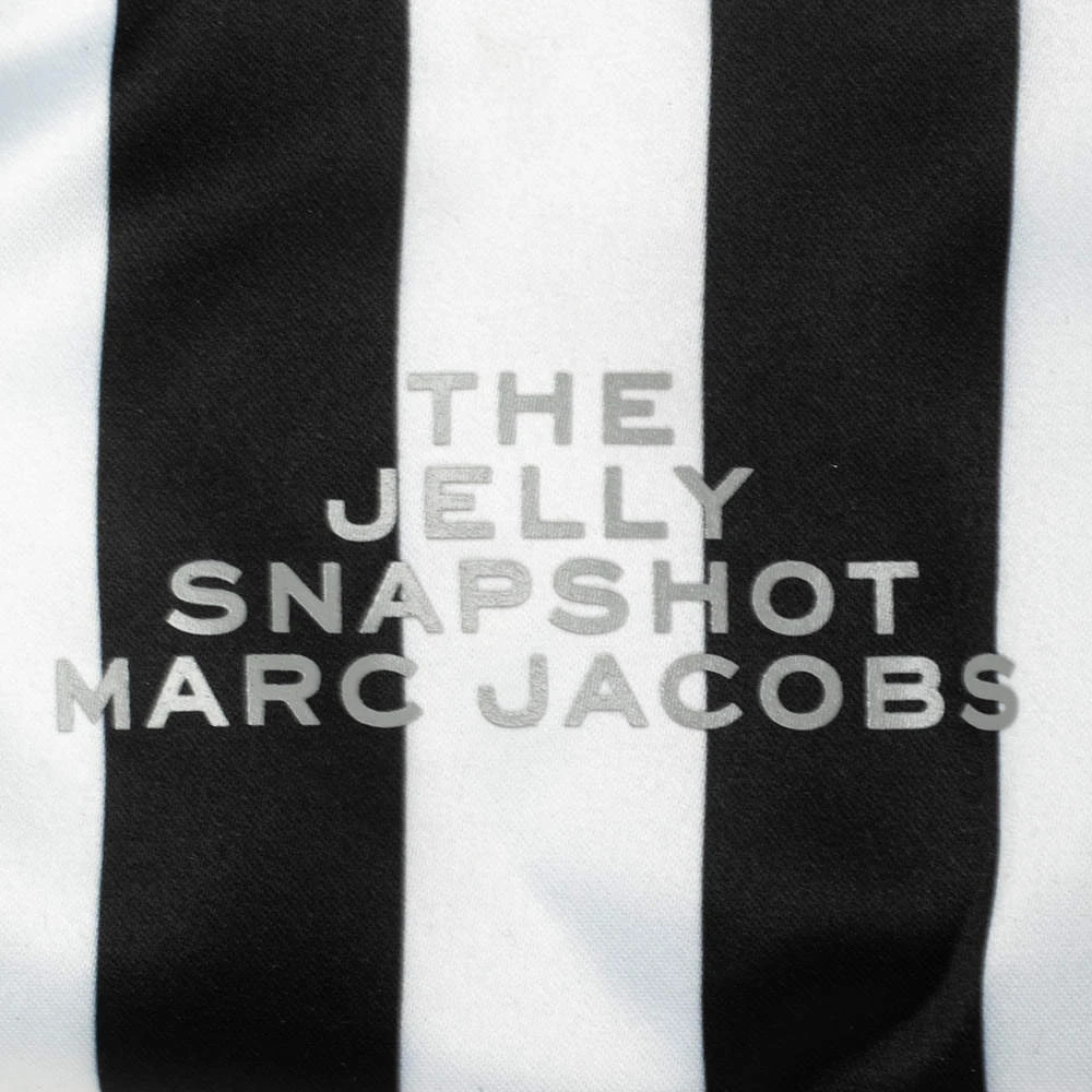 Marc Jacobs Silver Glitter Vinyl The Jelly Snapshot Shoulder Bag For Women 8 Marc Jacobs Silver Glitter Vinyl The Jelly Snapshot Shoulder Bag For Women - Image 8