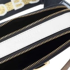 Marc Jacobs Beige Patent Leather Snapshot Camera Crossbody Bag For Women 17 Marc Jacobs Beige Patent Leather Snapshot Camera Crossbody Bag For Women -Marc Jacobs shop luxury women marc jacobs used handbags p574745 1641962605 005