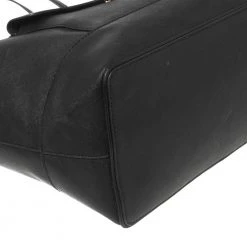 Marc Jacobs Black Saffiano Leather Front Pocket Tote For Women -Marc Jacobs shop luxury women marc jacobs used handbags p597059 013