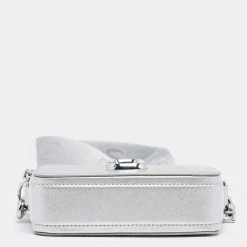 Marc Jacobs Silver Leather Snapshot Camera Crossbody Bag For Women 16 Marc Jacobs Silver Leather Snapshot Camera Crossbody Bag For Women -Marc Jacobs shop luxury women marc jacobs used handbags p621231 005