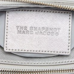 Marc Jacobs Silver Leather Snapshot Camera Crossbody Bag For Women 18 Marc Jacobs Silver Leather Snapshot Camera Crossbody Bag For Women -Marc Jacobs shop luxury women marc jacobs used handbags p621231 012