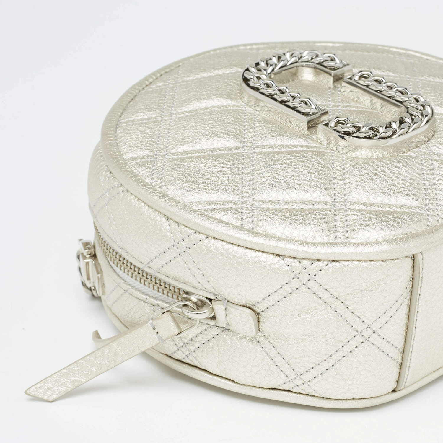Marc Jacobs Silver Quilted Leather Christy Chain Shoulder Bag For Women 10 Marc Jacobs Silver Quilted Leather Christy Chain Shoulder Bag For Women - Image 10