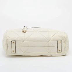 Marc Jacobs Cream Quilted Leather Stam Satchel For Women -Marc Jacobs shop luxury women marc jacobs used handbags p654361 010