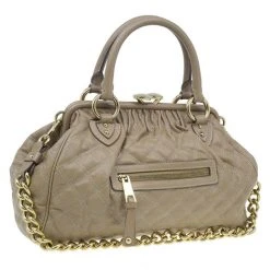Marc Jacobs Beige Quilted Leather Stam Bag For Women 18 Marc Jacobs Beige Quilted Leather Stam Bag For Women -Marc Jacobs shop luxury women marc jacobs used handbags p8036 0003
